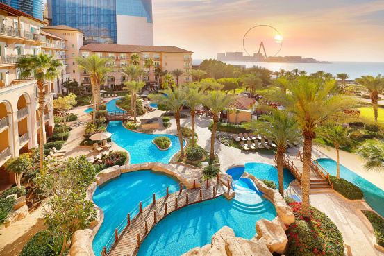 Dubai Ferien im The Ritz Carlton Dubai