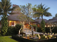 Ferien Bali im Maya Ubud Resort & Spa Bali